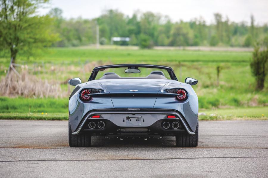  Aston Martin Vanquish Zagato Volante 2017 года  (NA) (фото 35 из 40)